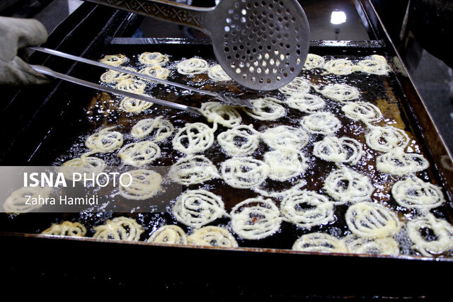 پخت شیرینیهای رمضانی ـ بیرجند