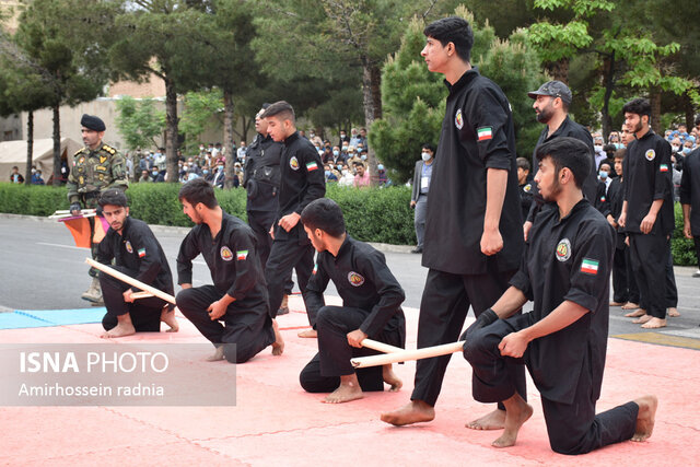 رژه نیروهای مسلح ـ بیرجند