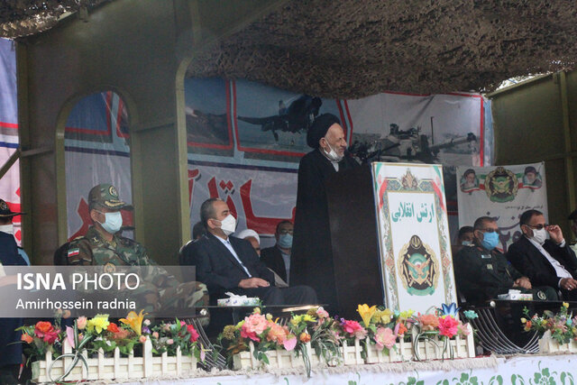 رژه نیروهای مسلح ـ بیرجند