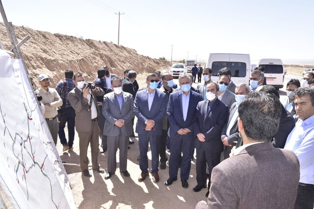 معاون اجرایی رئیس جمهور از طرح‌های اولویت‌دار خراسان جنوبی بازدید کرد