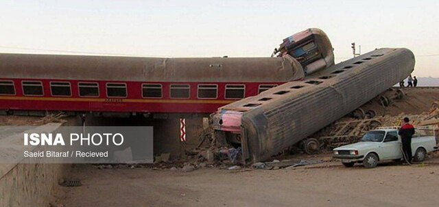  فوت قطعی ۱۷  نفر از مسافران قطار مشهد- یزد / شناسایی اجساد ادامه دارد 