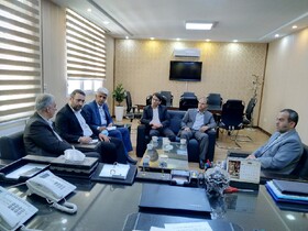 پایداری اشتغال مهم‌ترین انتظار از مدیران کارخانه کک طبس است