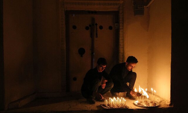 آیینهایی که غبار زمان کم رنگشان نکرده است