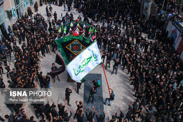 خدمات رایگان حمل و نقلی به عزاداران محرم در شیراز خدمات رایگان حمل و نقلی به عزاداران محرم در شیراز