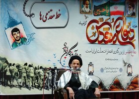 انقلاب اسلامی، جامعه بشری را از تنگنای استکبار خارج کرد