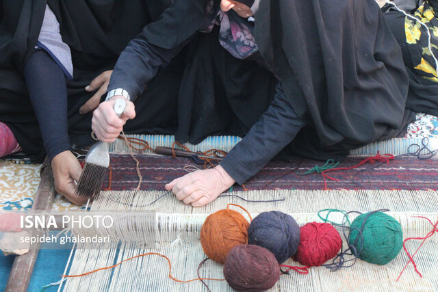 نمایشگاه تولیدات روستایی و عشایری ـ زیرکوه