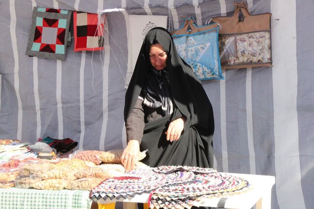 این اقتصاد به توان مردم جان میگیرد