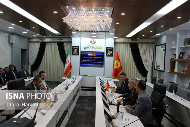 نشست سفیر قرقیزستان با مدیران اقتصادی خراسان جنوبی 