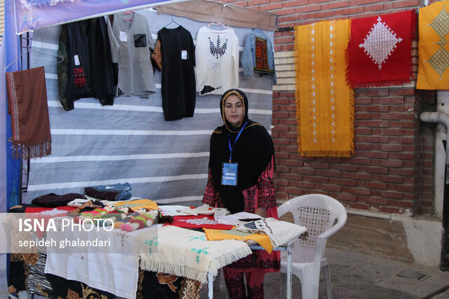 هفت رنگ صنایع دستی اقوام در نمایشگاه بیرجند