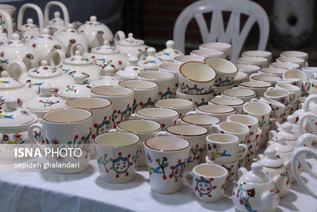 هفت رنگ صنایع دستی اقوام در نمایشگاه بیرجند