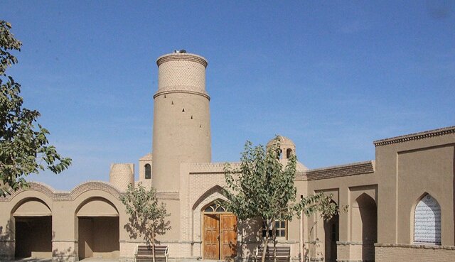 تاریخ در این شهر تو رو میخواند