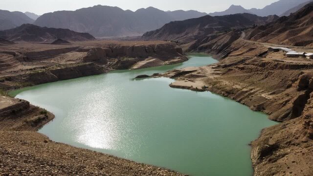 روزهای کم آب سد نهرین طبس و یک تابستان سخت روزهای کم آب سد نهرین طبس و یک تابستان سخت