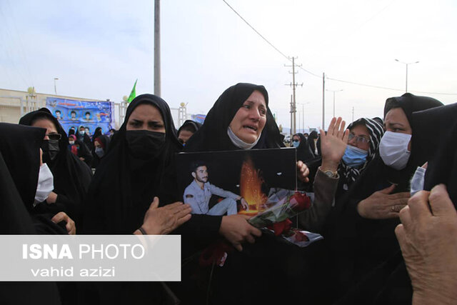 استقبال مردم خراسان شمالی از خانواده شهید «خدارحم گل آور داریونی»