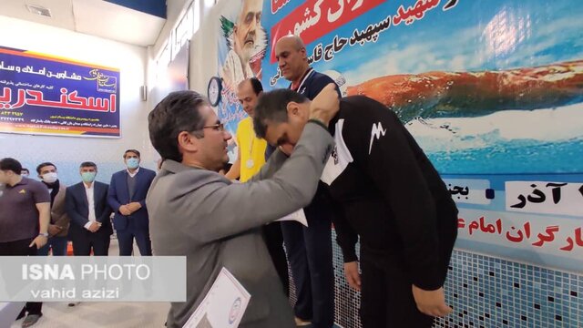 برگزاری سومین دوره مسابقات شنا قهرمانی کارگران کشور در بجنورد