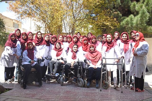 کارگاه دوزندگی که بوی زندگی می دهد/ اینجا اراده تبدیل به باور می شود کارگاه دوزندگی که بوی زندگی می دهد/ اینجا اراده تبدیل به باور می شود