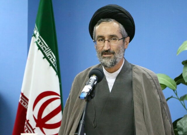 ضرورت تبدیل دانشگاه ها به الگویی جهانی در تربیت نیروی انسانی