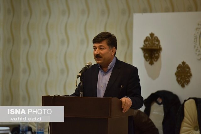 پیشکسوتان و برگزار کنندگان لیگ والیبال خراسان شمالی تقدیر شدند