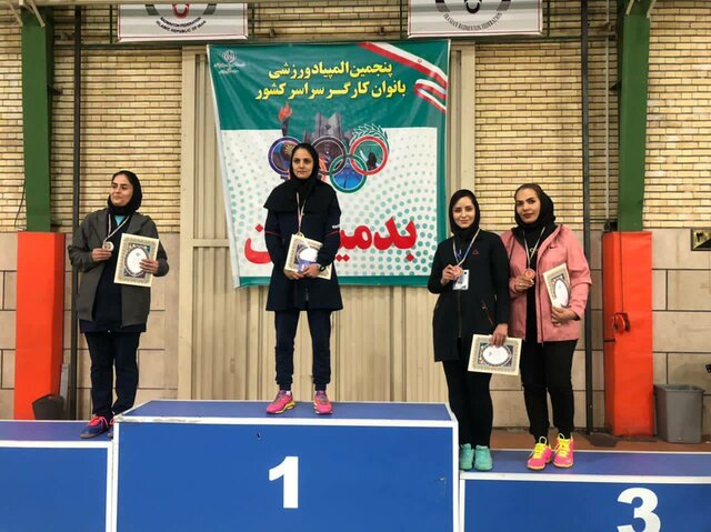 مقام سوم بانوی بدمینتون کار بجنوردی در پنجمین المپیاد ورزش کارگری کشور