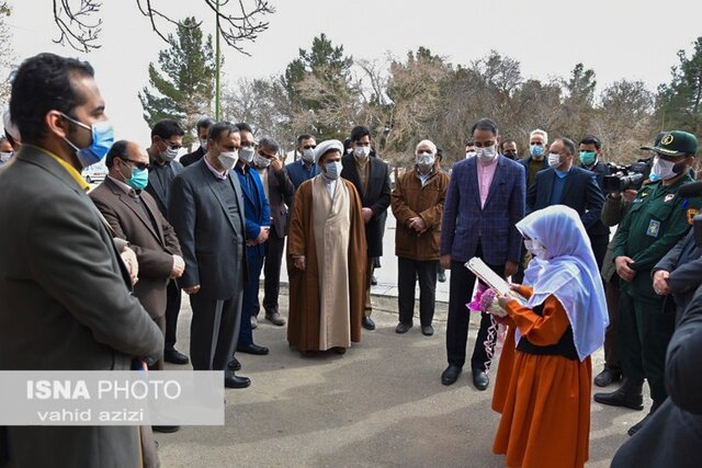 افتتاح و کلنگ زنی پروژههای دهه فجر در شهرستان جاجرم