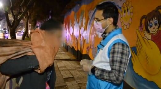 تزریق واکسن کرونا به زباله گردها در اسفراین