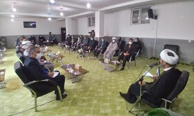 جوانان، حضرت سکینه و علی اکبر را الگوی خود قرار دهند