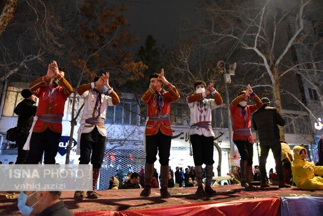 استقبال بهار با کارناوال گل در بجنورد