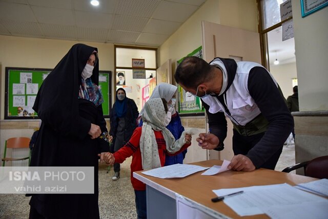 ارائه خدمات دندانپزشکی ویژه دانش آموزان مناطق کم برخوردار خراسان شمالی