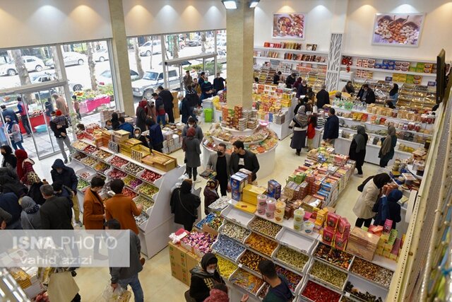 بازار شب عید ملایر زیر ذرهبین بازرسان اصناف و اتحادیهها بازار شب عید ملایر زیر ذرهبین بازرسان اصناف و اتحادیهها