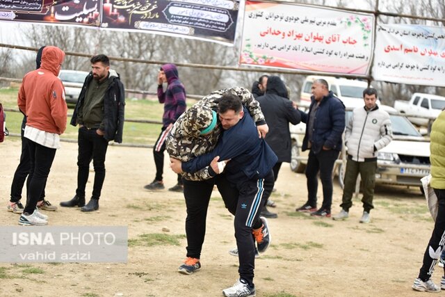 مسابقات کشتی با چوخه شرق کشور در مانه و سملقان 