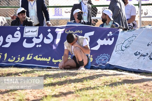 مسابقات قهرمانی کشتی با چوخه کشور در اسفراین