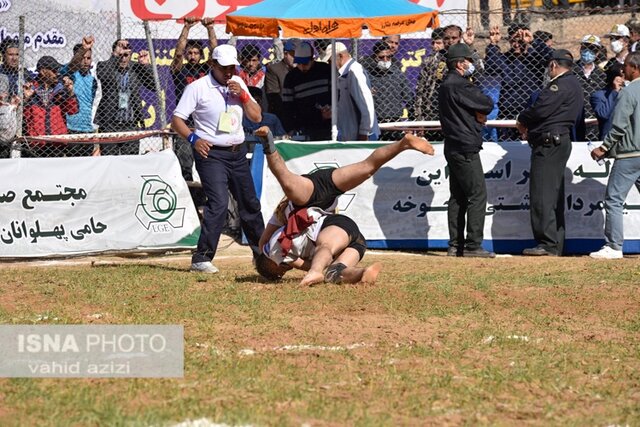 مسابقات قهرمانی کشتی با چوخه کشور در اسفراین