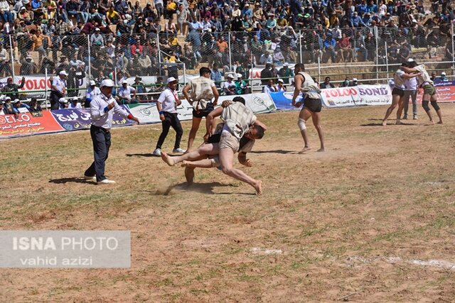 مسابقات قهرمانی کشتی با چوخه کشور در اسفراین