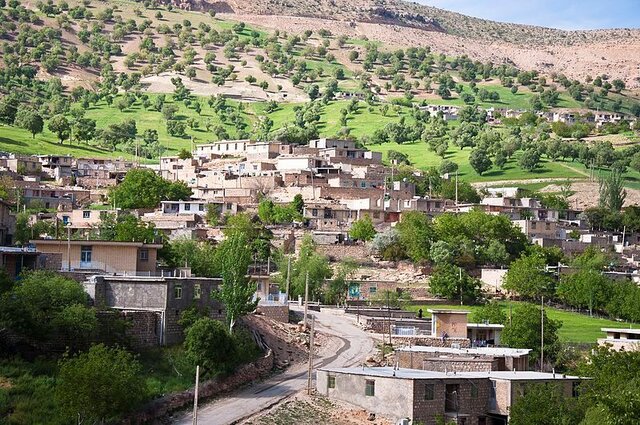 زمین های سمت توسعه ۸ روستای فاروج مشخص شد