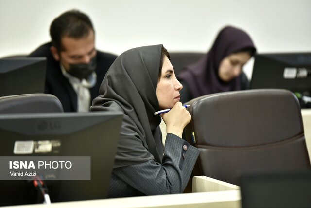نشست خبری وحیدی نماینده مردم ۵ شهرستان خراسان شمالی در مجلس شورای اسلامی