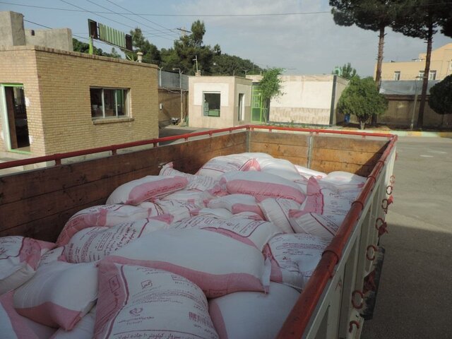 توقیف ۲ محموله ۲۸ تنی کالاهای اساسی در اسفراین