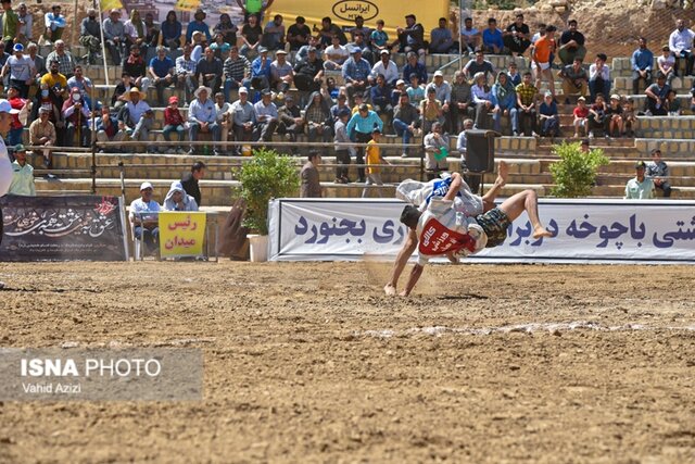 مسابقات کشتی با چوخه قهرمانی کشور در بجنورد