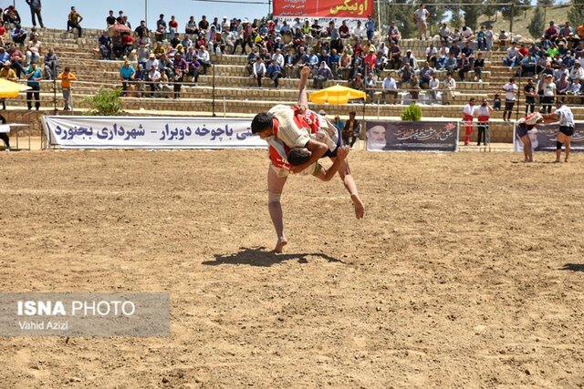 مسابقات کشتی با چوخه قهرمانی کشور در بجنورد