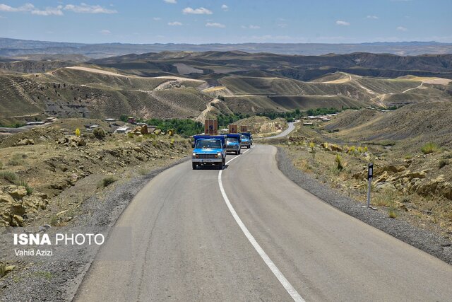 اهدای ۱۵۰ قلم لوازم خانگی به آسیب دیدگان سیل روستای تکله قوز شهرستان راز و جرگلان