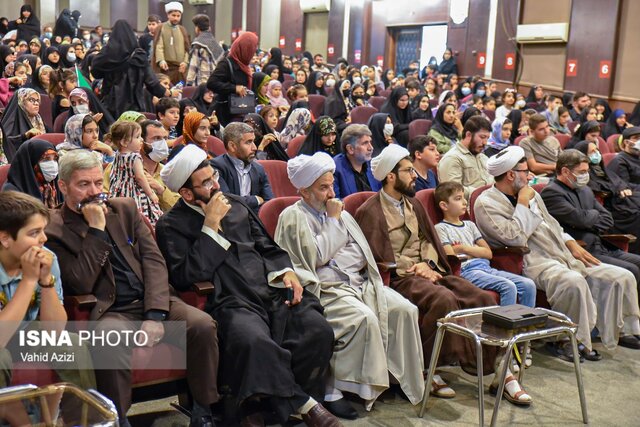 اکران مردمی فیلم سینمایی هناس با حضور عوامل فیلم در بجنورد