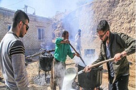 هر گروه جهادی یک خیمه خدمت است