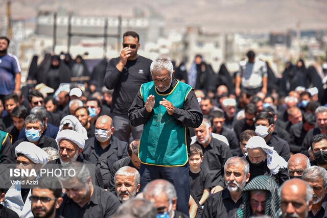 برگزاری نماز ظهر عاشورای حسینی در بجنورد