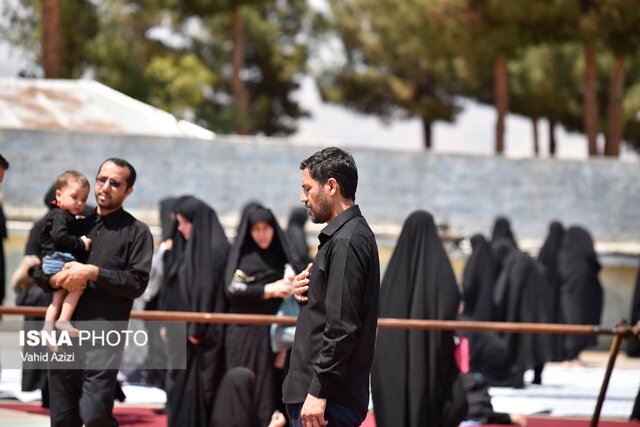 برگزاری نماز ظهر عاشورای حسینی در بجنورد