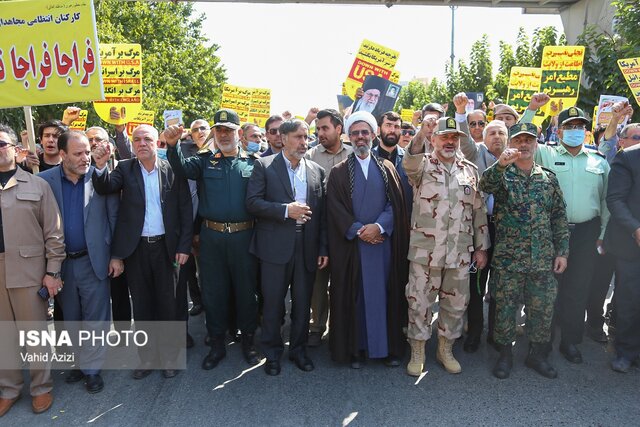 راهپیمایی نمازگزاران نماز جمعه بجنورد در اعتراض به حوادث اخیر