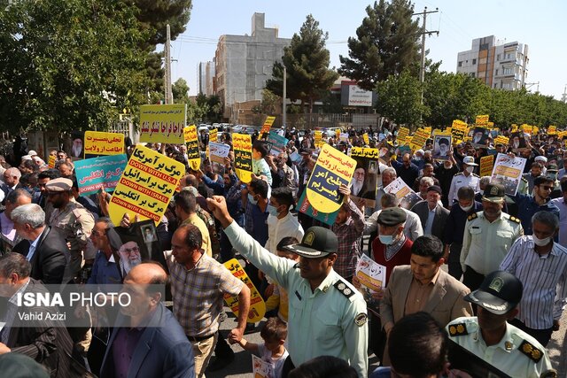 راهپیمایی نمازگزاران نماز جمعه بجنورد در اعتراض به حوادث اخیر