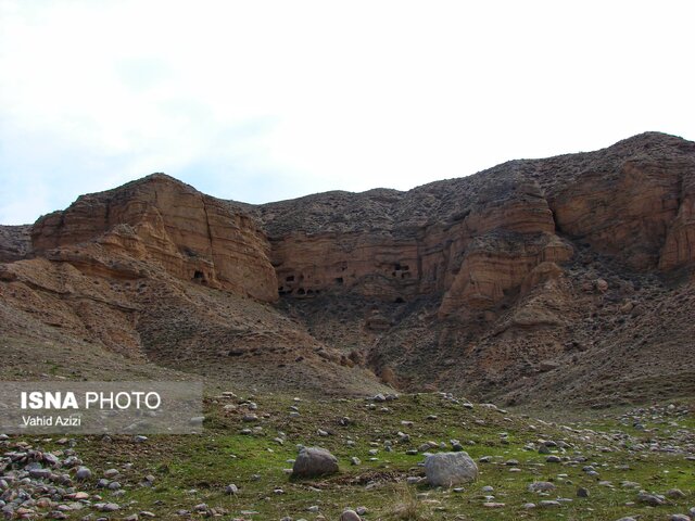 غارهای دستکند «هنامه» خراسان شمالی  غارهای دستکند «هنامه» خراسان شمالی
