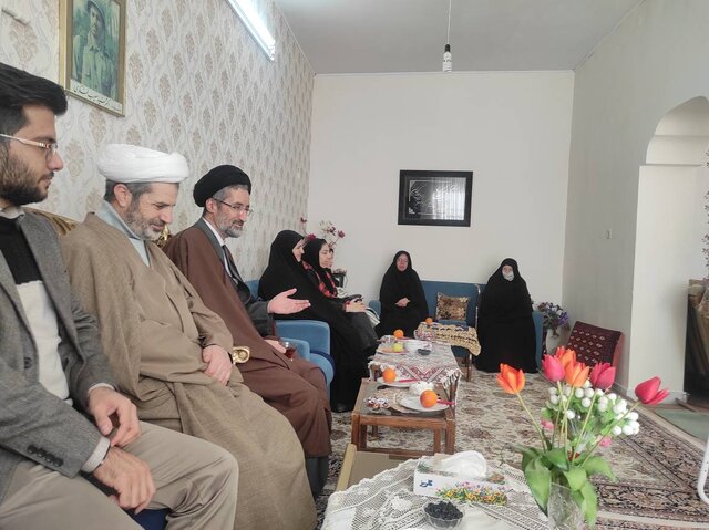 تجلیل از دانشجوی شهید سید مصیب لنگری در طرح ملی «یاد یار» تجلیل از دانشجوی شهید سید مصیب لنگری در طرح ملی «یاد یار»