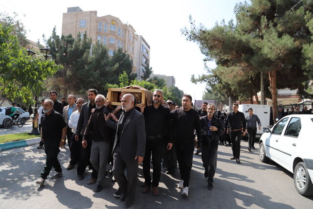 فرامرز رستمی در خانه ابدی آرام گرفت فرامرز رستمی در خانه ابدی آرام گرفت