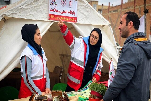 خدمات‌رسانی به مسافران نوروزی خراسان شمالی در ۷۱ پایگاه هلال‌احمر انجام می‌شود