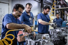کارگران، خط مقدم تولید، خودکفایی و توسعه اقتصادی‌اند