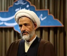 مردم نسبت به توطئه‌های دشمن هوشیار باشند